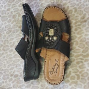 Natural Soul Saymore Wedge Sandals